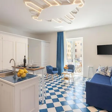 Sorrentovibes - Exclusive New In Center For Families Apartment